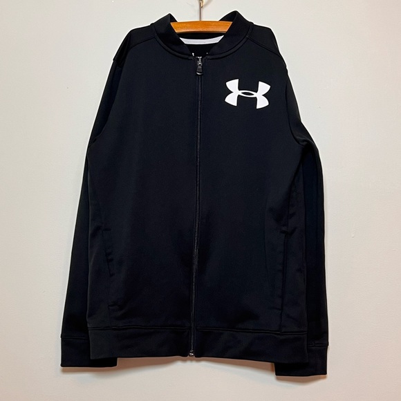 SOLD 4/6 Under Armour Boy’s Black Pennant Zip Up Jacket, Size YLG (Youth Large) - Picture 2 of 15
